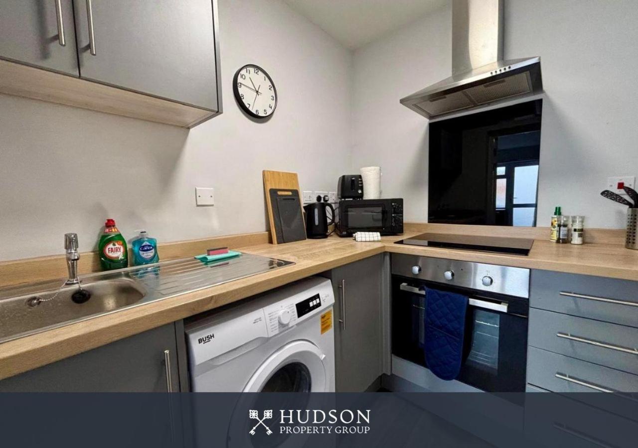 Donnington Apartments - Studio 1 Telford Eksteriør billede